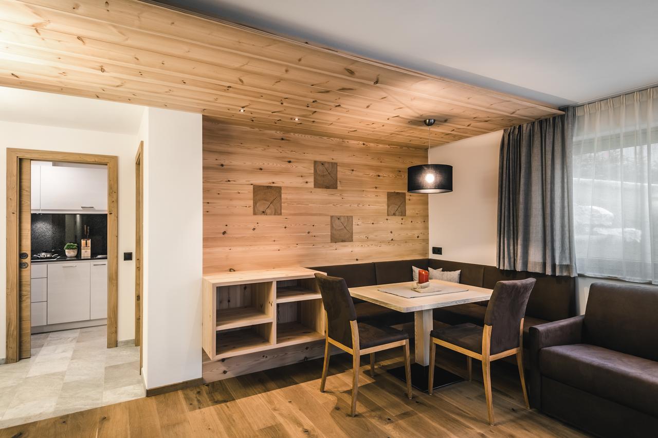 Aparthotel Luech De Costa à Calfosch Extérieur photo